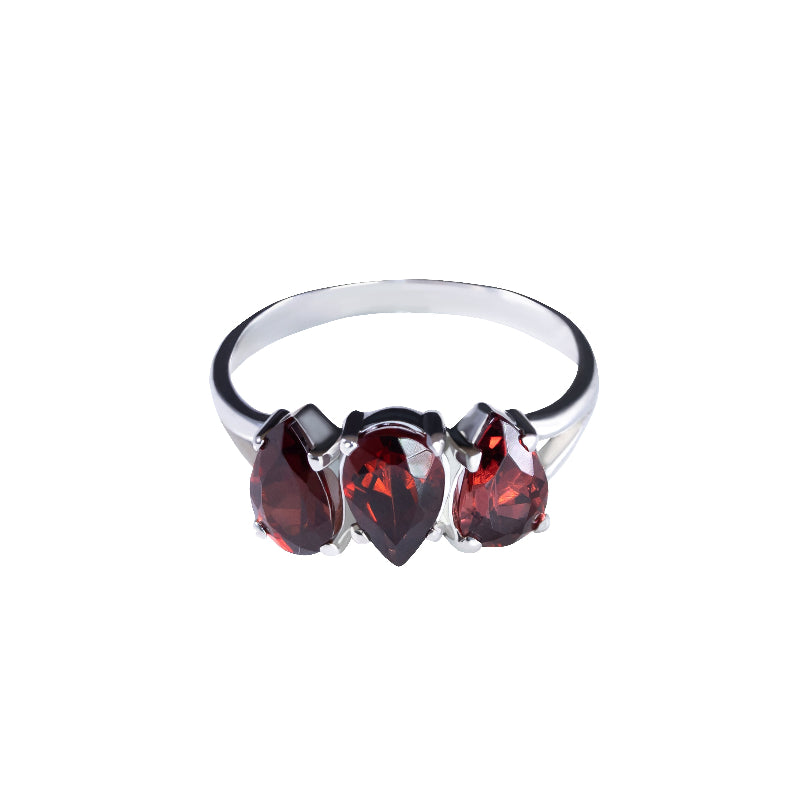 THREE-STONED GARNET RING