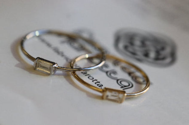 ELEGANCE BAGUETTE RING 14K