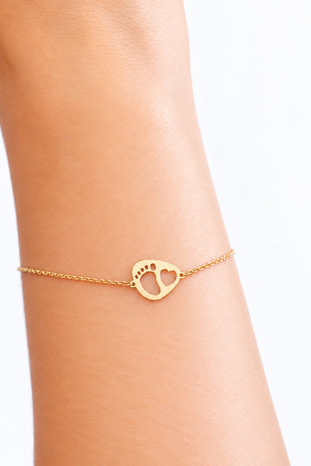 18K Yellow Gold Baby Footprint & Heart Bracelet
