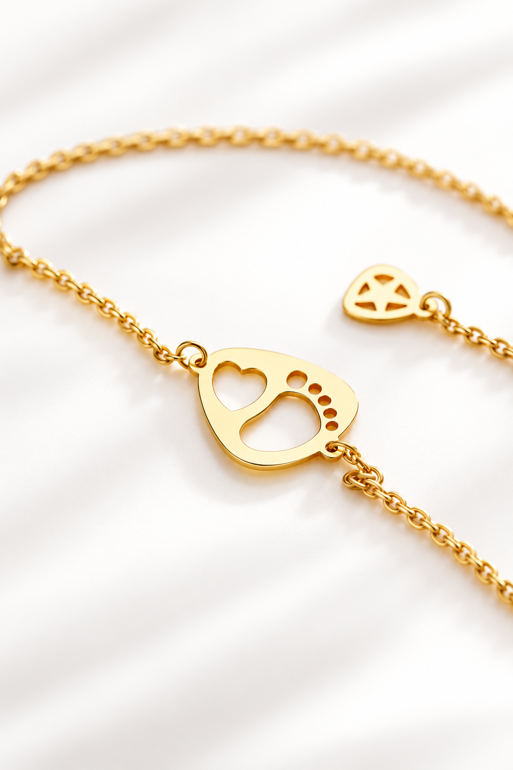 18K Yellow Gold Baby Footprint & Heart Bracelet