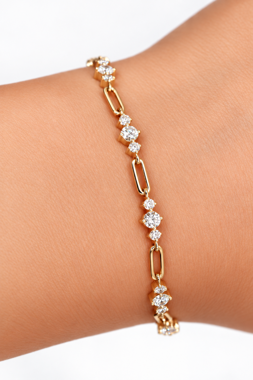 14K Yellow Gold Diamond Paperclip Bracelet